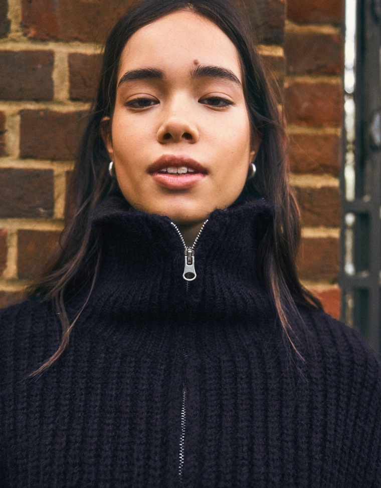 Кардиган на молнии с высоким воротником