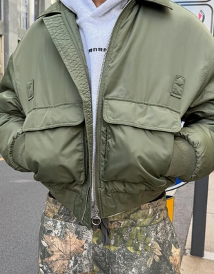 Брюки-бананы из ткани с принтом- Заказать в России