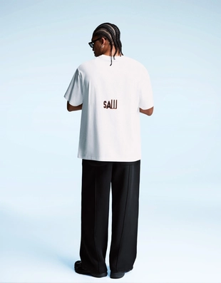 Футболка с короткими рукавами и принтом SAW- Заказать в России