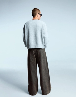 Брюки очень свободного кроя с вощеным покрытием- Заказать в России