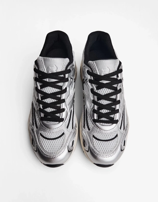 Кроссовки со вставками- Заказать в России