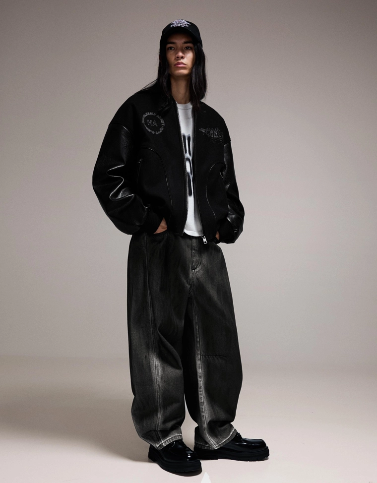 Куртка из фетра с рукавами из искусственной кожи