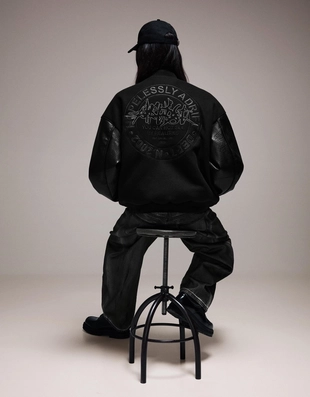 Black | 6822/677/800 - Bershka Куртка из фетра с рукавами из искусственной кожи