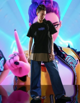 Футболка KPOP DEMON HUNTERS HUNTR/X с короткими рукавами и принтом- Заказать в России