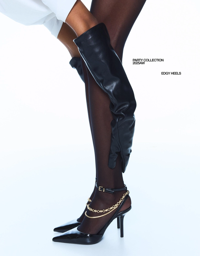 Туфли на каблуке с цепочками