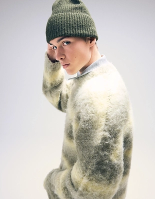 Свитер с разноцветным начесом- Заказать в России