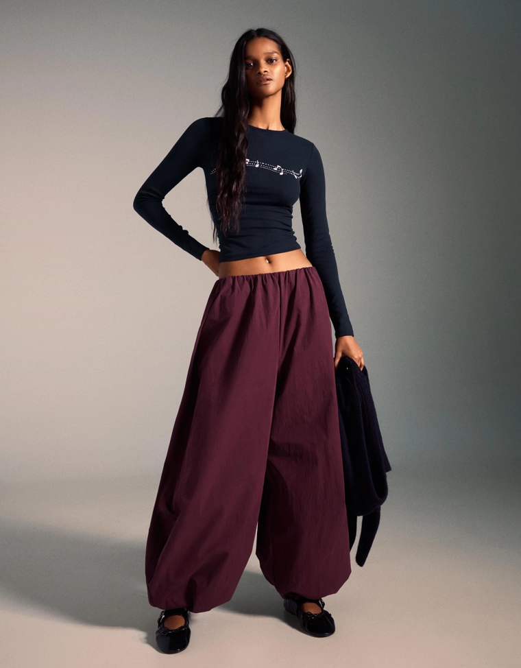 Футболка с длинными рукавами, принтом и сборками