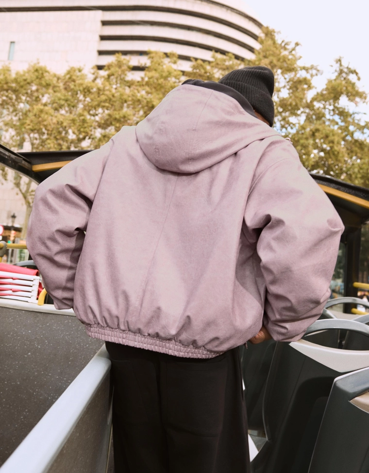 Куртка из искусственной кожи с капюшоном