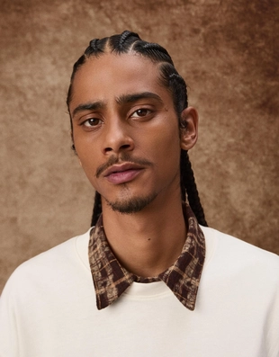 Футболка с короткими рукавами и принтом- Заказать в России