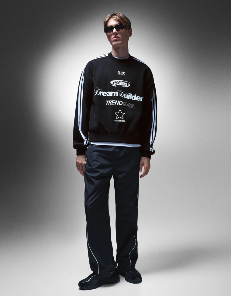 Толстовка из микровельвета с принтом