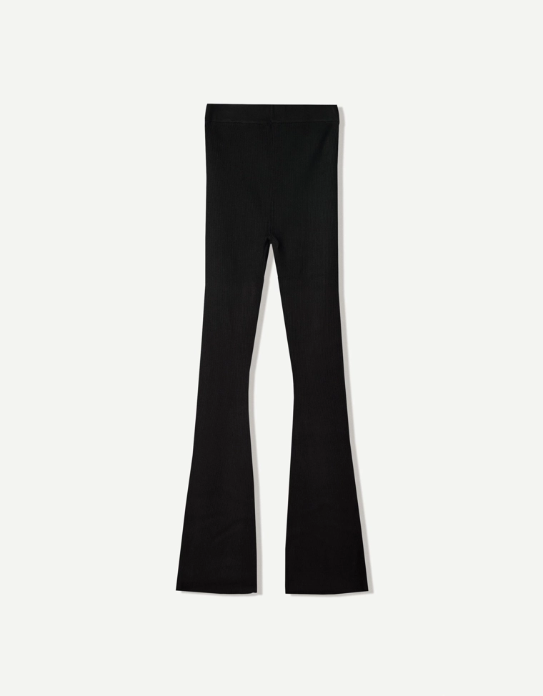 Расклешенные брюки