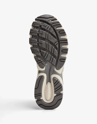 Многокомпонентные спортивные кроссовки- Заказать в России