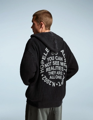 Куртка на молнии с принтом- Заказать в России