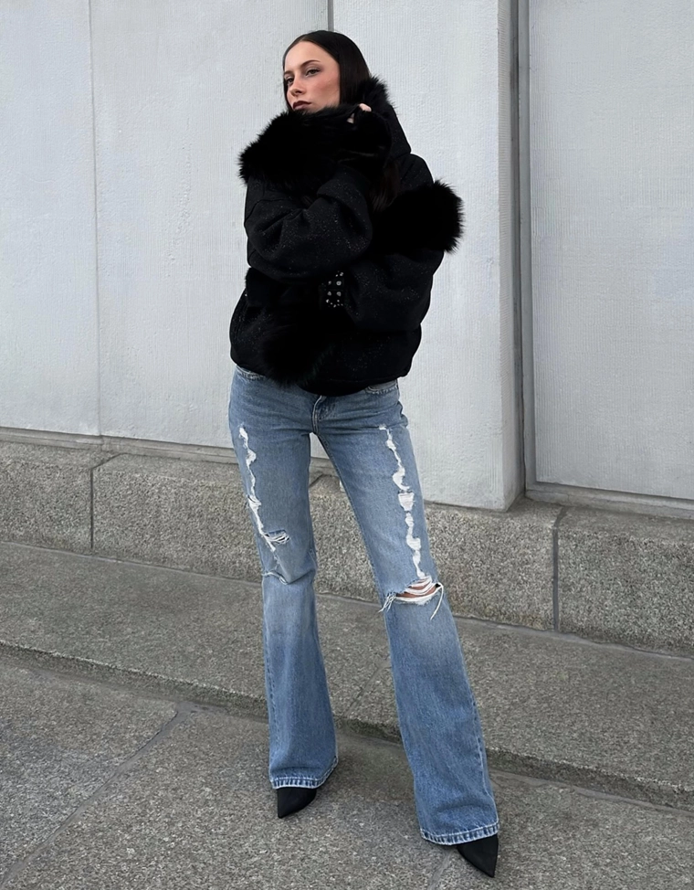 Джинсы клеш свободного кроя с молниями