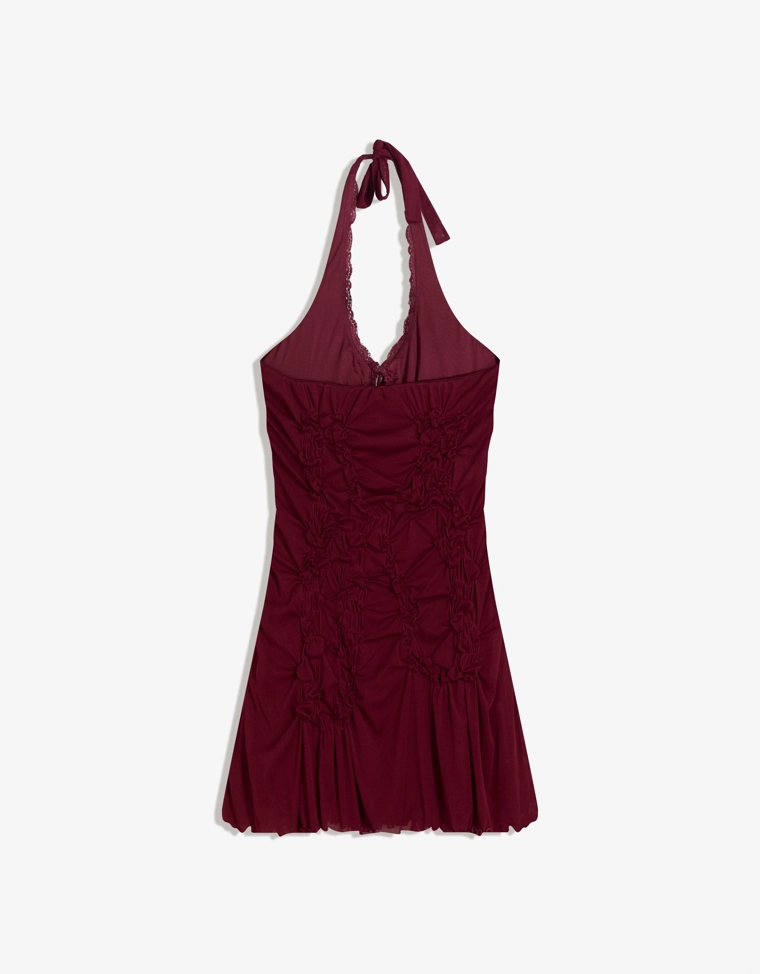 Мини-платье со сборками и кружевом