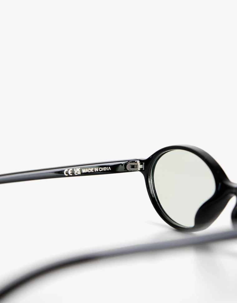 Очки в пластмассовой оправе с синим фильтром