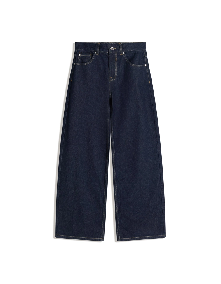 Джинсы в стиле бойфренд