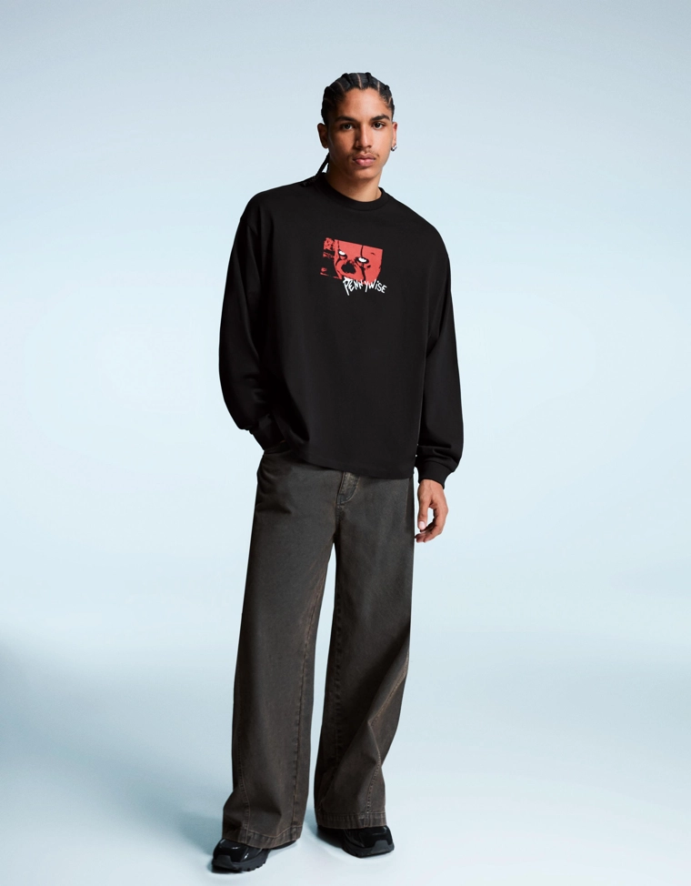 Лонгслив «Оно» с принтом