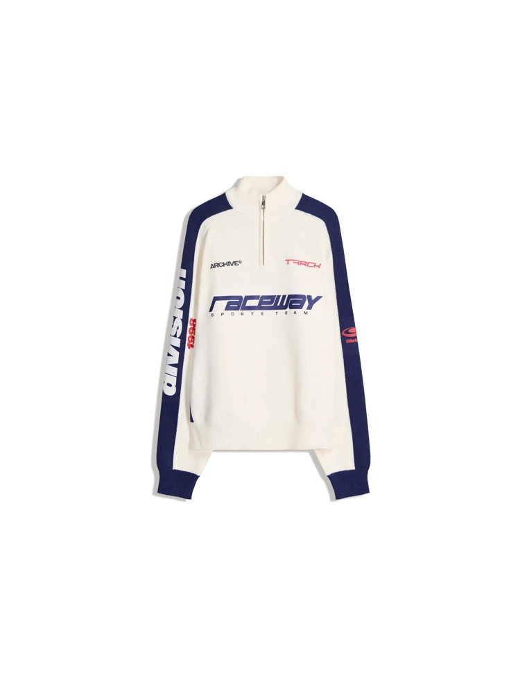 Свитер с молнией на воротнике и принтом