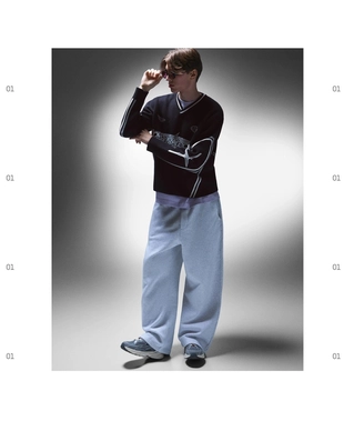 Спортивный свитер с принтом- Заказать в России