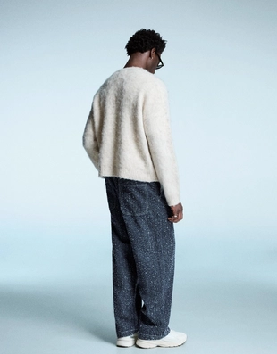 Джинсы свободного кроя с вышивкой- Заказать в России