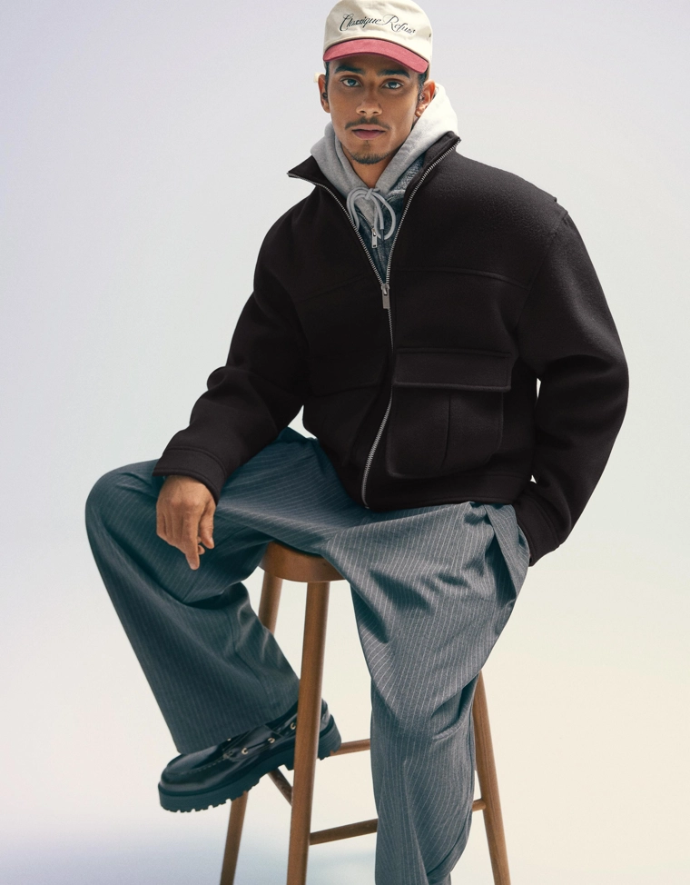 Куртка из фетра на молнии