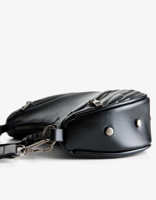 Сумка с ремнем через плечо и заклепками- Заказать в России