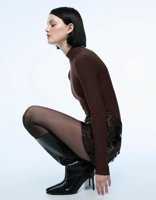 Боди с длинными рукавами и воротником-стойкой- Заказать в России