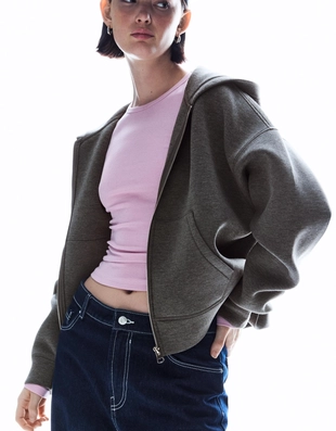 Толстовка оверсайз на молнии, с эффектом плотной синтетической ткани- Заказать в России