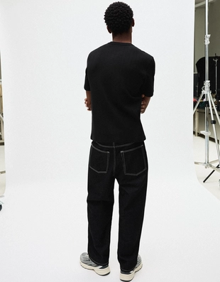 Футболка из рельефной ткани с короткими рукавами- Заказать в России