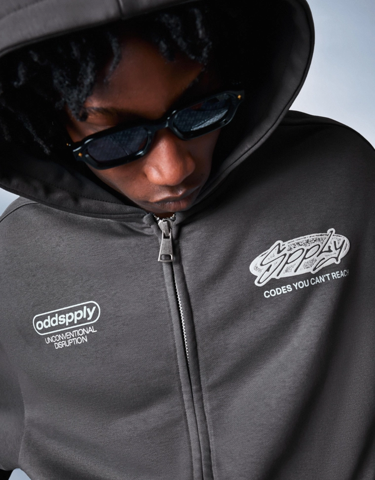 Худи на молнии с капюшоном и принтом