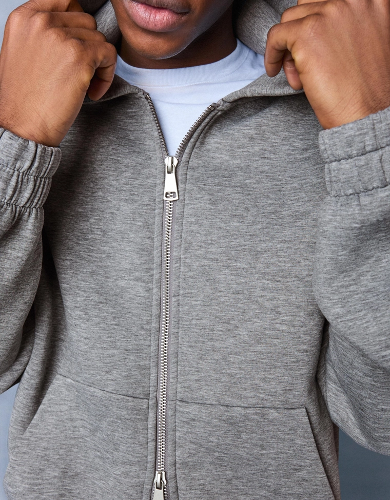 Худи на молнии с капюшоном, с эффектом плотной синтетической ткани