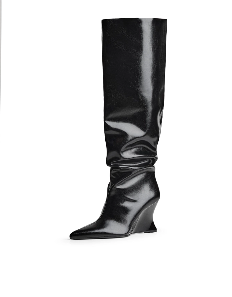 Ботильоны на танкетке