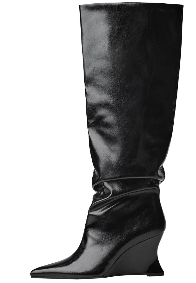 Ботильоны на танкетке