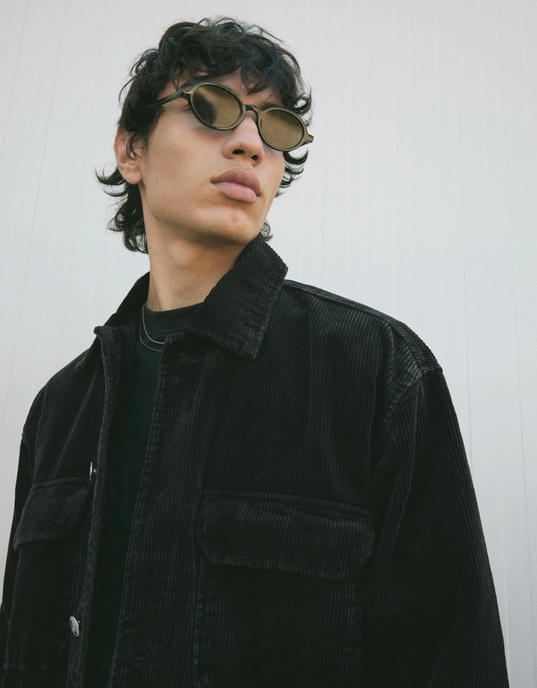 Вельветовая куртка геометрического кроя