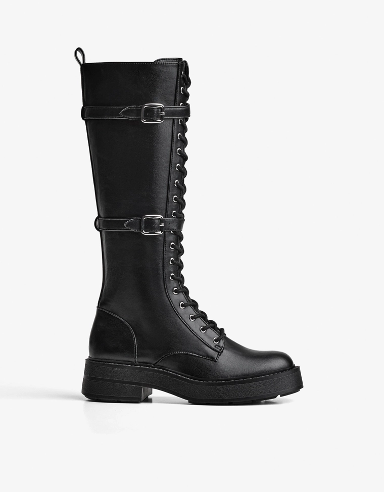 Flat lace-up boots with buckles