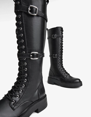 FLAT LACE-UP BOOTS WITH BUCKLES- Заказать в России