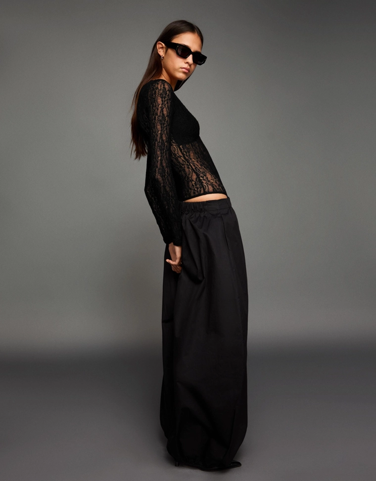 Боди с кружевом и длинными рукавами