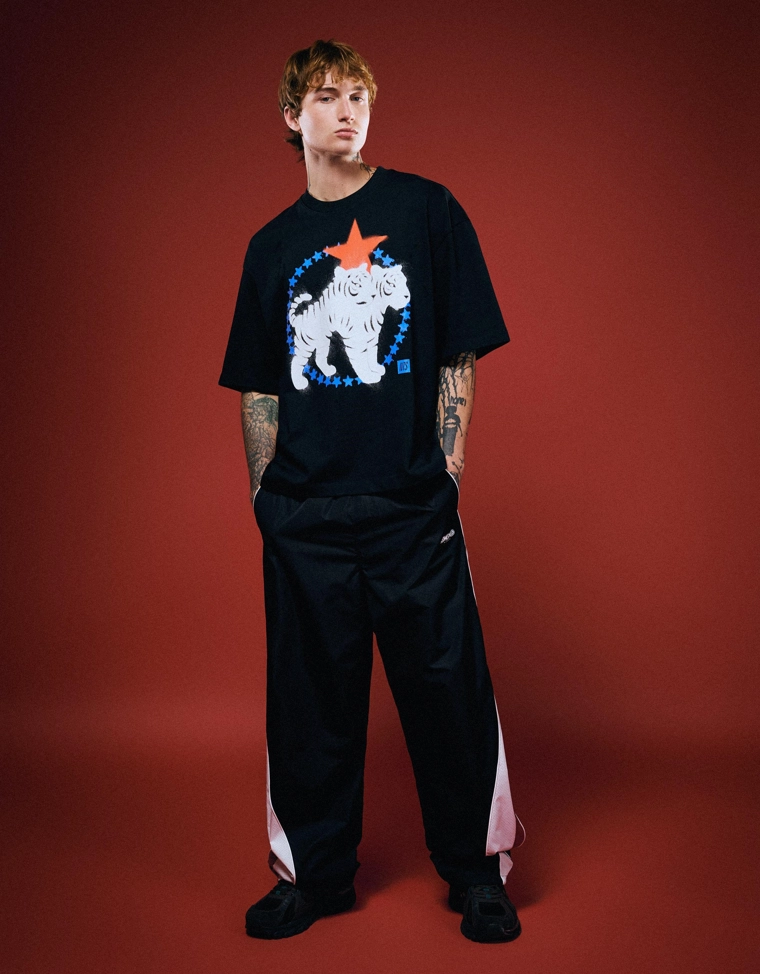 Футболка NTS Nusar 3000 объемного кроя с короткими рукавами и принтом