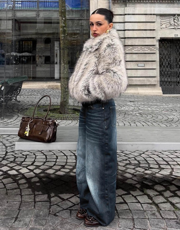 Джинсы свободного кроя с низкой посадкой