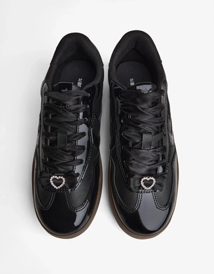 Ретро-кроссовки с шармами- Заказать в России