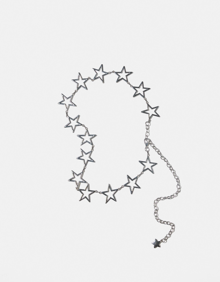 Ремень со звеньями в форме звезд