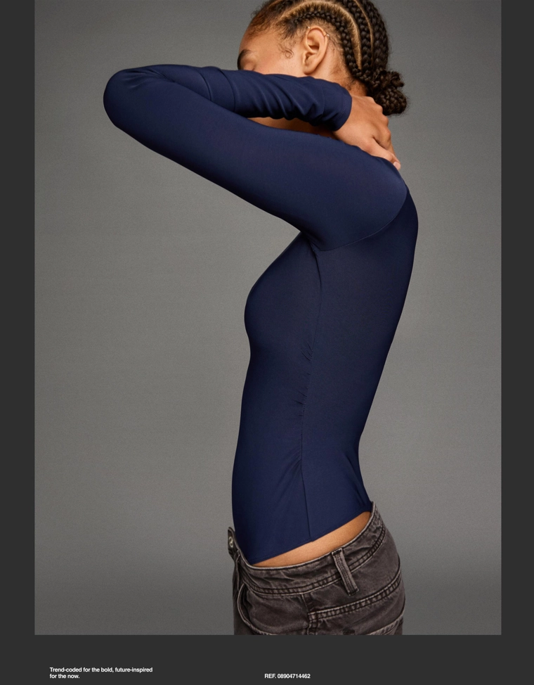 Боди с длинными рукавами и воротником-стойкой