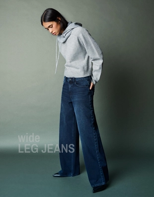 Джинсы с широкими штанинами- Заказать в России