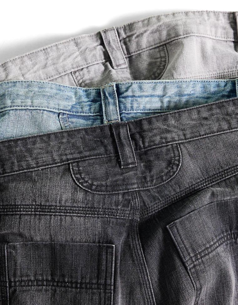 Расклешенные джинсы прямого кроя