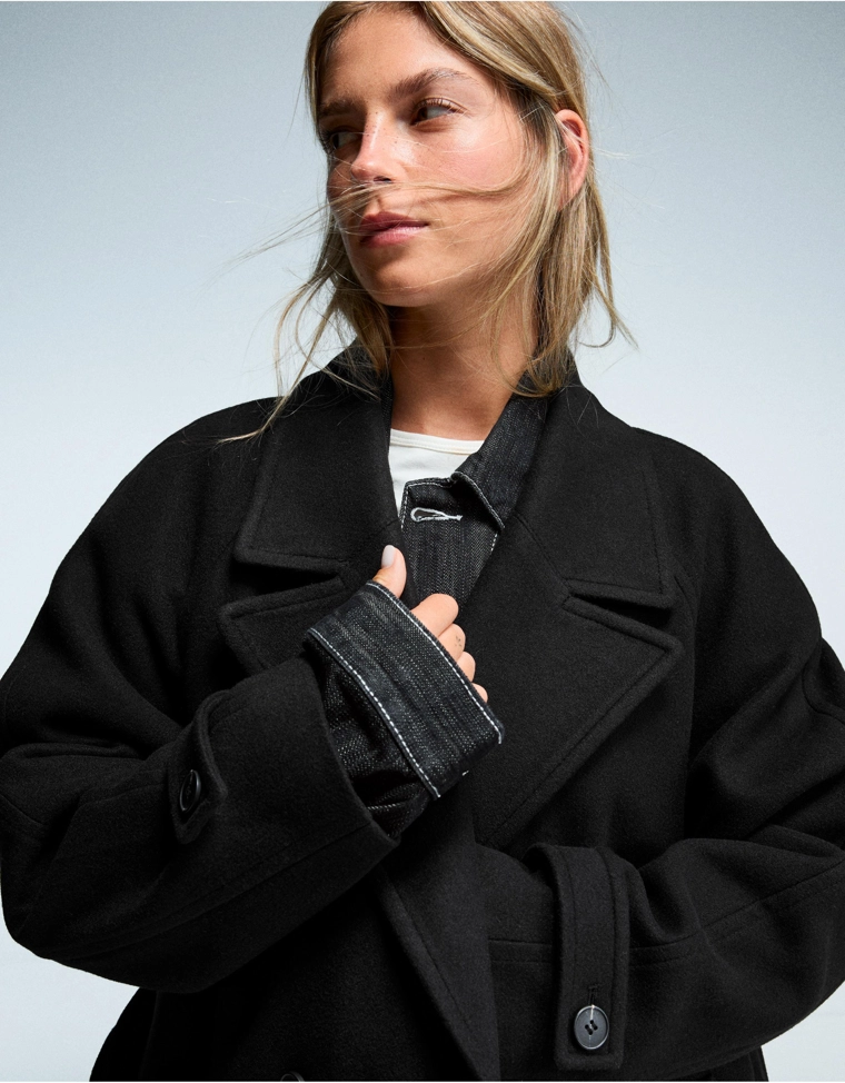 Тренч из мягкой ткани с поясом