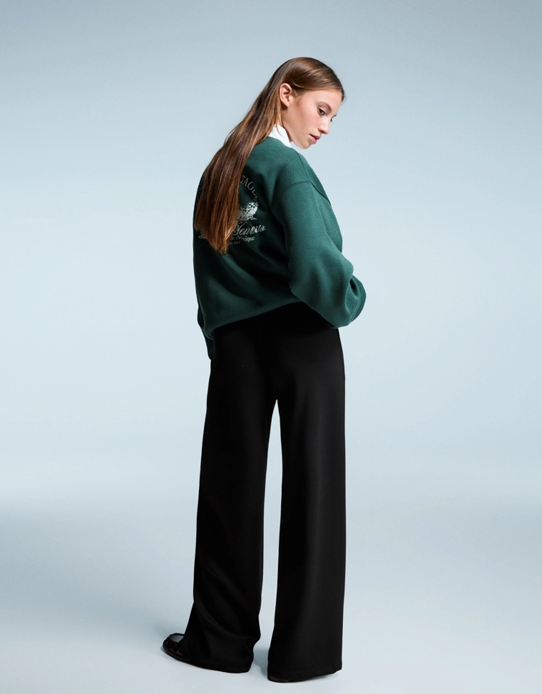 Широкие брюки из мягкой ткани