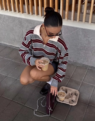 Свитер с воротником поло- Заказать в России