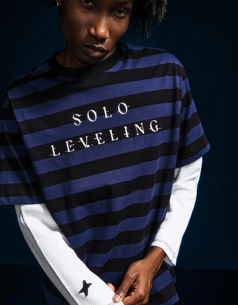 Футболка с короткими рукавами и принтом Solo Leveling