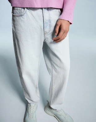 Джинсы прямого кроя- Заказать в России